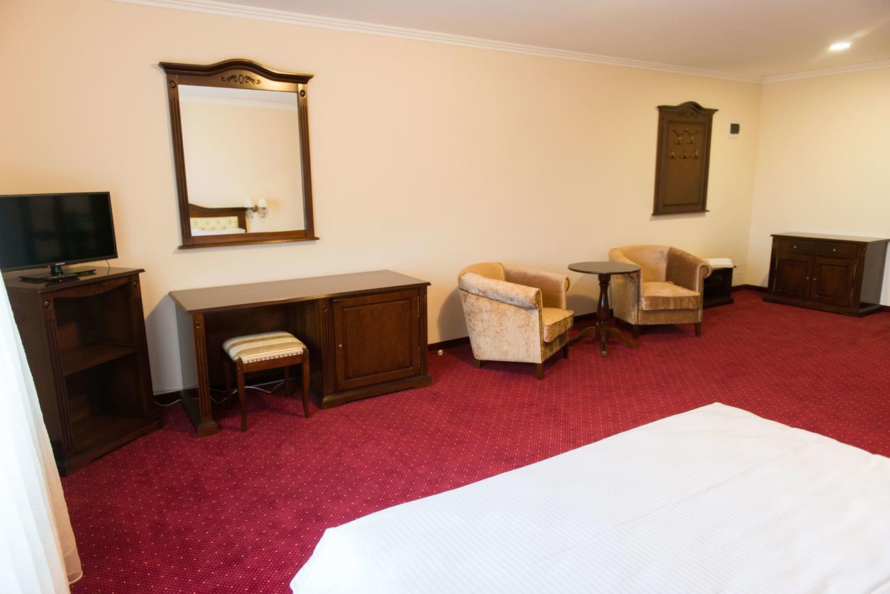 Hotel Dallas Негрешти-Оаш Номер фото